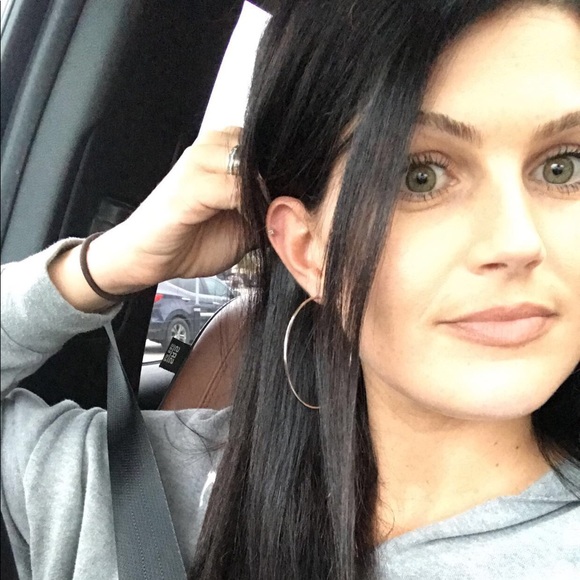 Meet your Posher, Amanda - Picture 1 of 1